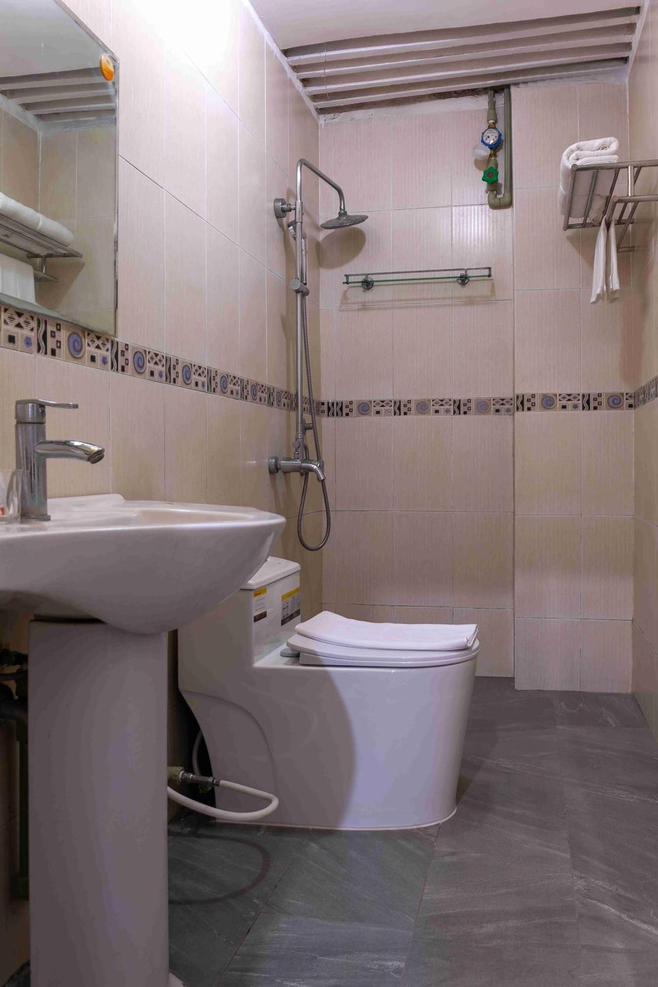 An Suites Hanoi Exterior photo